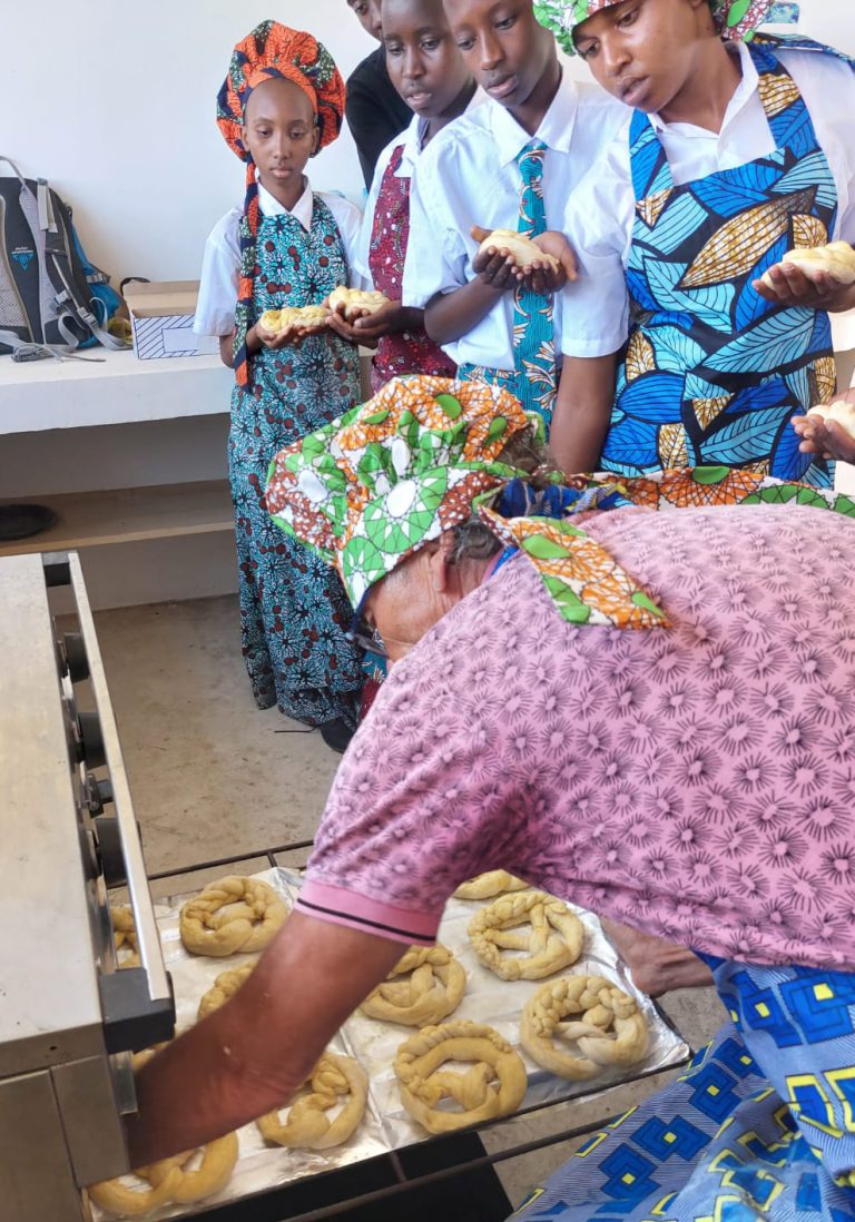 DERTOUR Foundation Projekt Amani Bäckerei